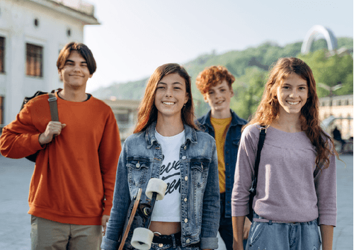 imagen e-commerce a0gPd000001JhzxIAC_Escuela de Verano para Jovenes-2025.png