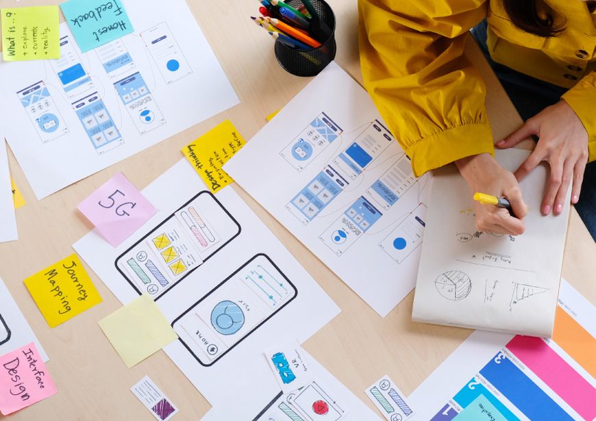 imagen e-commerce a0gPd000002ilmrIAA_UX-UI-dsenno-productos-digitales-innovadores.jpg